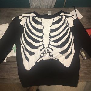 Cute Skeleton Sweatshirt, perfect for Halloween!